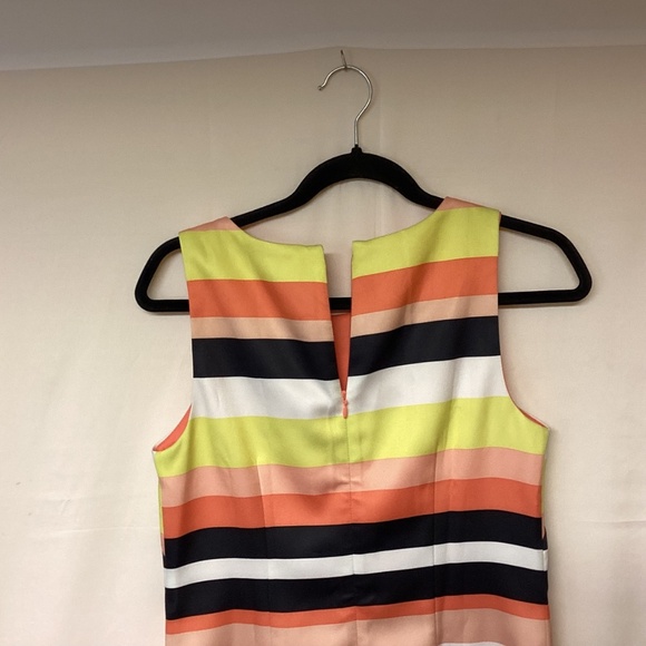 Vince Camuto dress SZ 6 shift style colorful stones & rhinestone mini classic - Picture 6 of 12